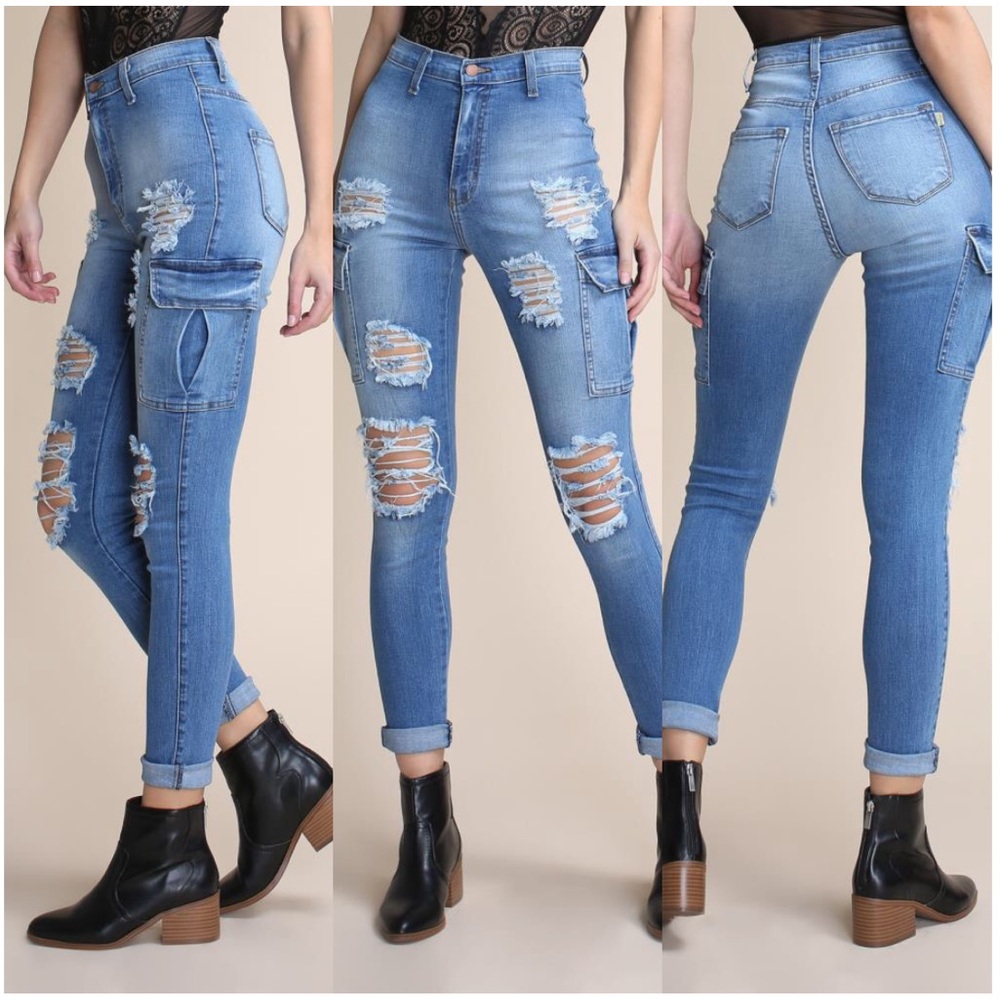 High waisted distressed jeans